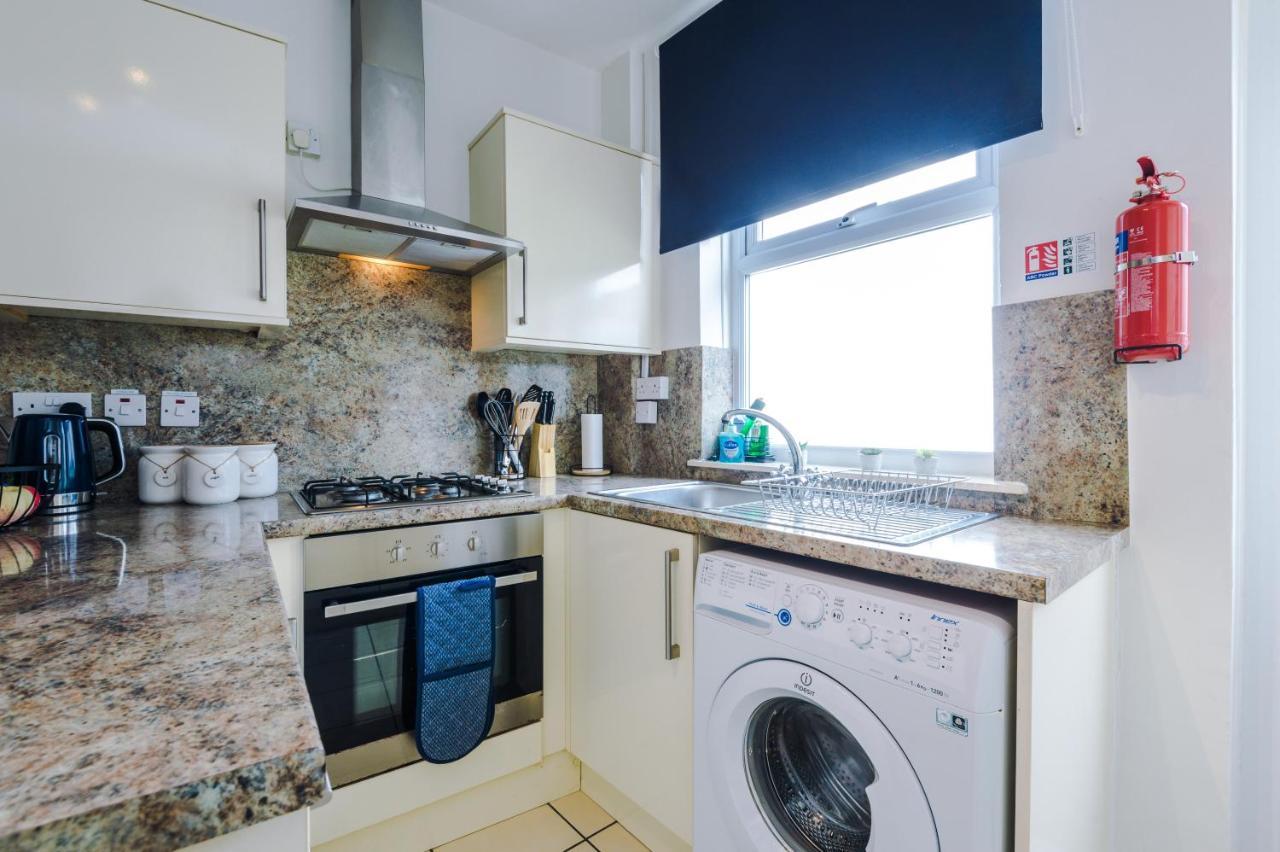 Bright 2-Bed Cottage In Chester By 53 Degrees Property, Ideal For Couples & Small Groups, City Centre - Sleeps 6 Ngoại thất bức ảnh